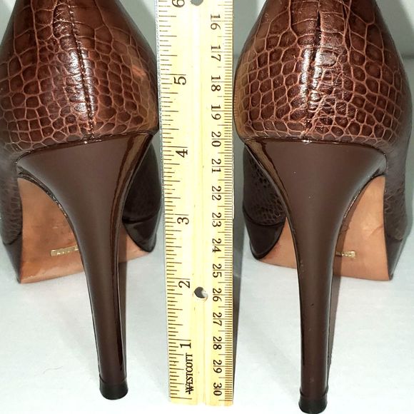 COLE HAAN AIR CROCO LEATHER PUMP 4 1/2" HEEL $346 FIRM - Picture 7 of 9